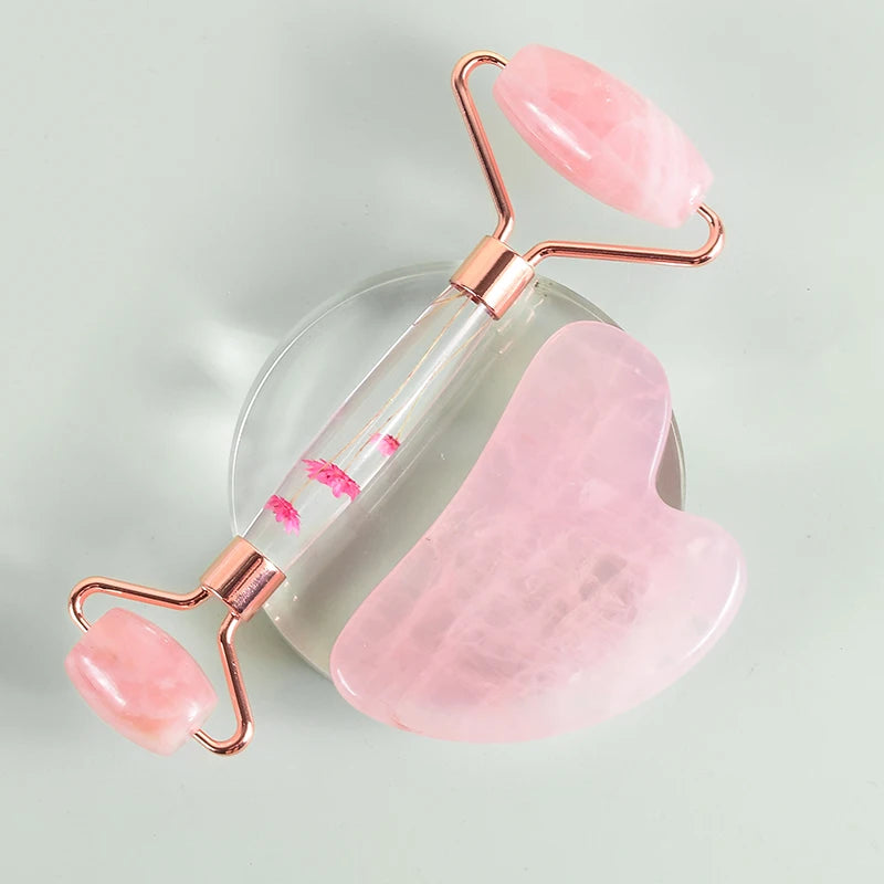 Gua Sha e Rullo in Quarzo Rosa con Scatola Regalo
