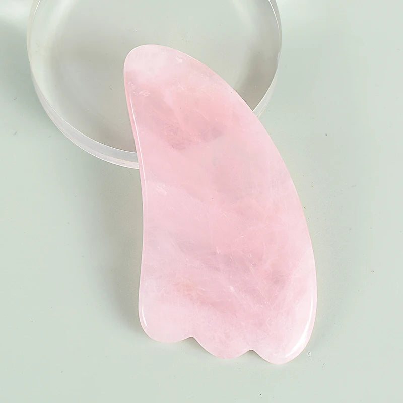Gua Sha e Rullo in Quarzo Rosa con Scatola Regalo