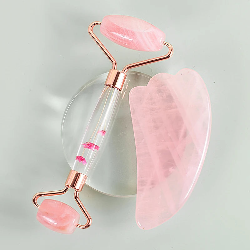 Gua Sha e Rullo in Quarzo Rosa con Scatola Regalo